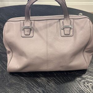 Coach Elegant Leather Handbag with removable strap